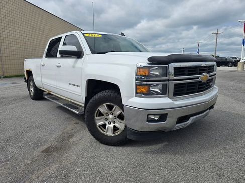 Used 2015 Chevrolet Silverado 1500 LT w/ LT Convenience Package AWD/4WD image 1