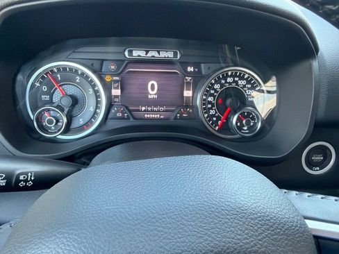 Used 2022 RAM 1500 Big Horn AWD/4WD image 30