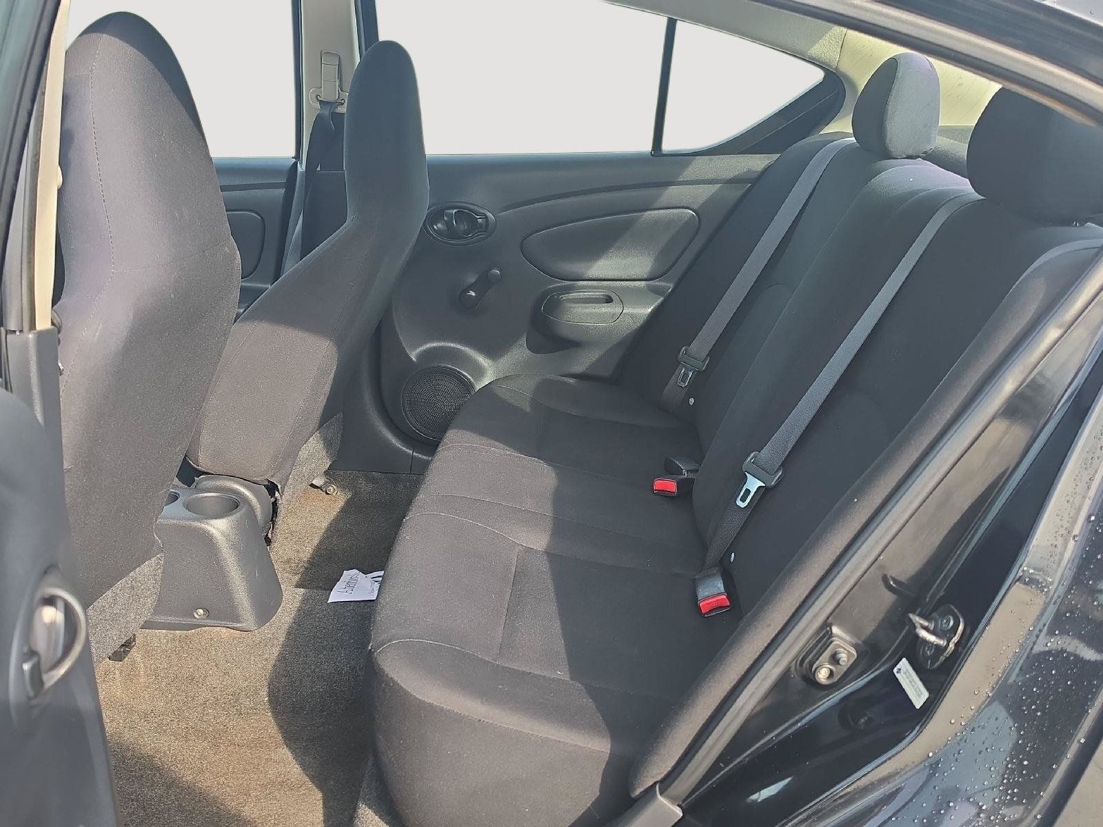 Used 2013 Nissan Versa S FWD image 6