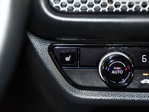 Certified 2025 Honda HR-V Sport image 29