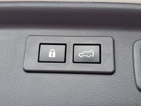 Used 2023 Subaru Forester Premium AWD/4WD image 13