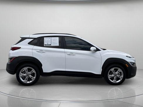 Used 2023 Hyundai Kona SEL FWD image 2