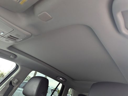 Used 2019 Buick Envision Essence image 25