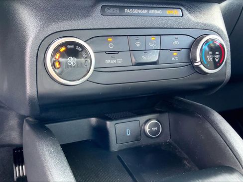 Used 2020 Ford Escape S image 30