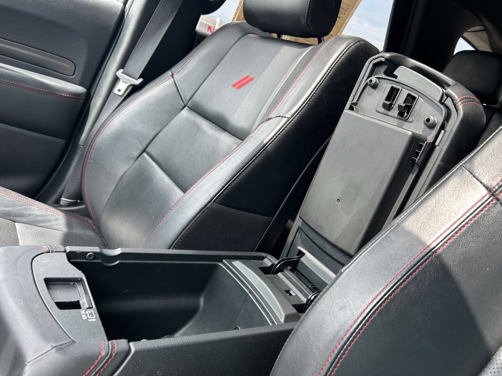 Used 2024 Dodge Durango GT AWD/4WD image 40