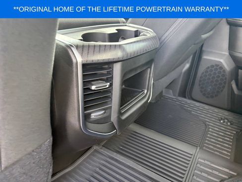 New 2026 RAM 3500 Big Horn AWD/4WD image 21