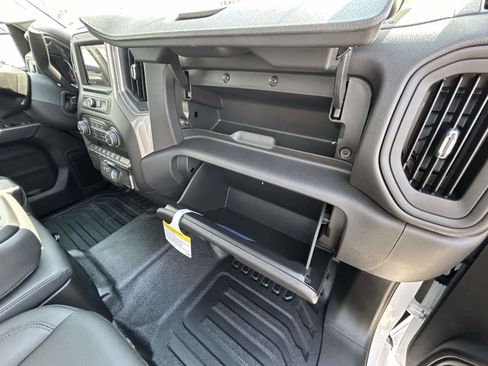 New 2026 Chevrolet Silverado 1500 W/T image 15