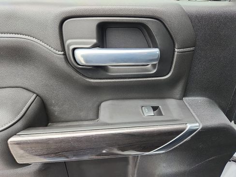 Used 2021 Chevrolet Silverado 2500 LTZ image 27