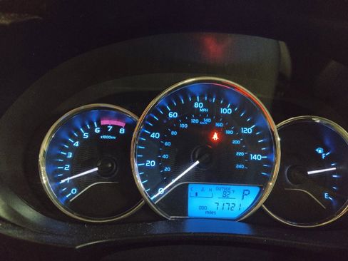 Used 2016 Toyota Corolla LE FWD image 23