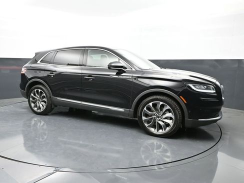 Used 2023 Lincoln Nautilus Reserve w/ Equipment Group 201A FWD image 1