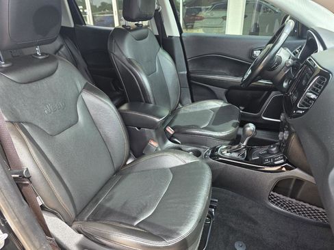 Used 2021 Jeep Compass Limited AWD/4WD image 19