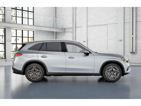 New 2026 Mercedes-Benz GLC 300 4MATIC image 2