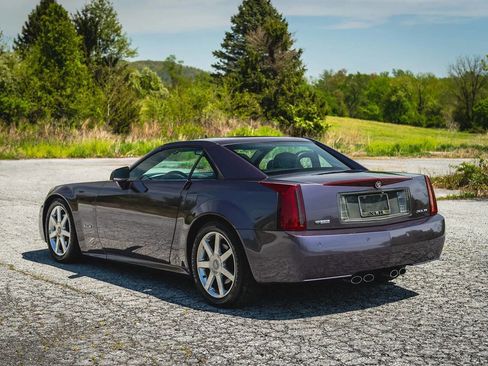Used 2004 Cadillac XLR image 13