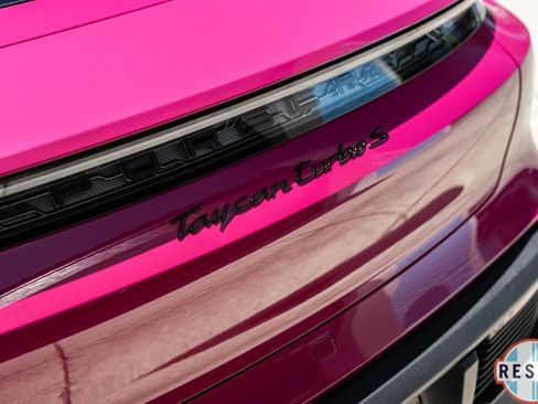 Used 2022 Porsche Taycan Turbo S image 2