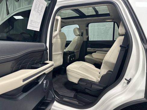 Used 2021 Ford Expedition Platinum AWD/4WD image 42
