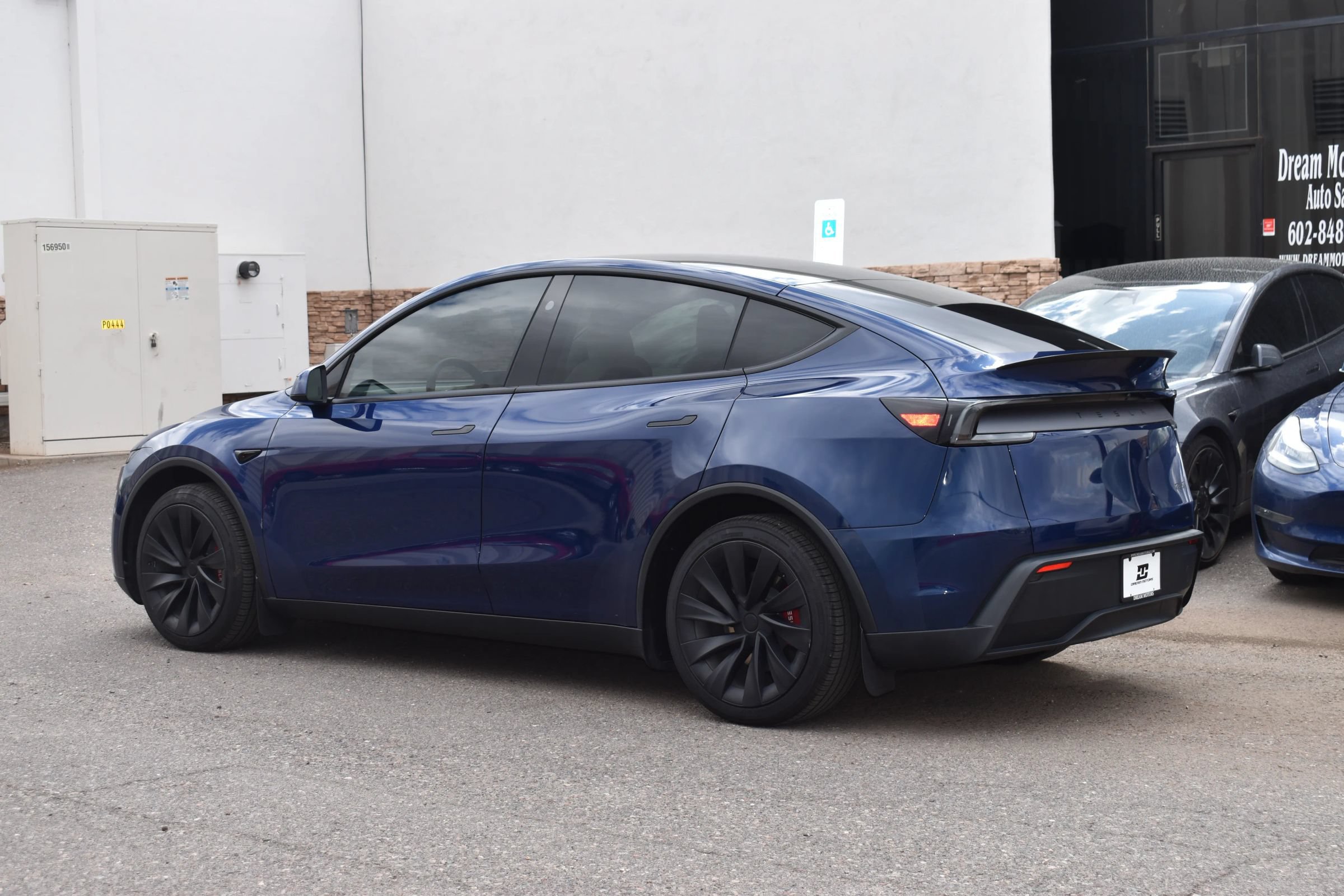 Used 2026 Tesla Model Y Long Range AWD/4WD image 6