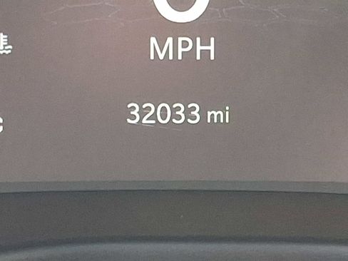 Used 2022 Jeep Compass Limited image 19