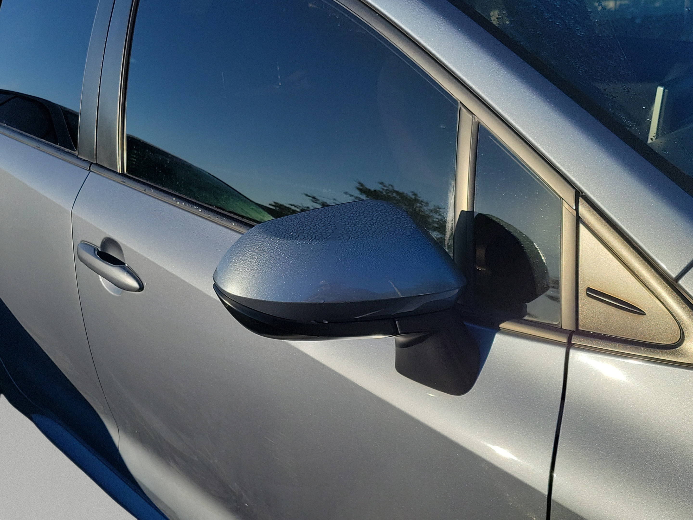 Used 2021 Toyota Corolla LE FWD image 15