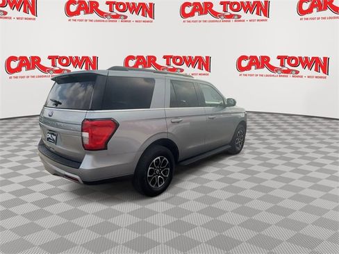 Used 2024 Ford Expedition XLT image 8