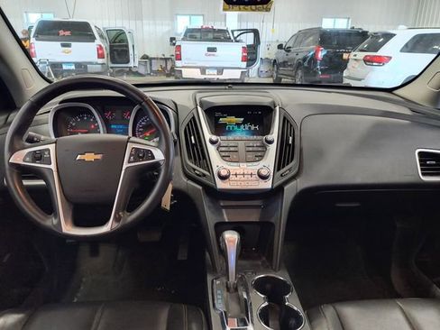 Used 2015 Chevrolet Equinox LT image 4