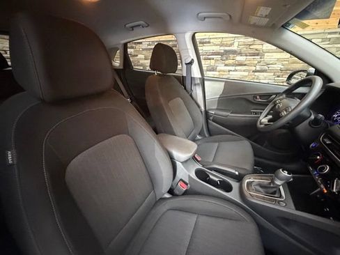 Used 2023 Hyundai Kona SEL w/ Cargo Package AWD/4WD image 17