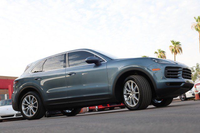 Used 2019 Porsche Cayenne AWD/4WD image 12
