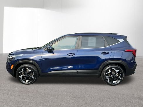 Used 2024 Kia Seltos EX AWD/4WD image 10