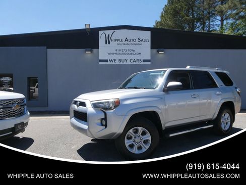 Used 2016 Toyota 4Runner SR5 AWD/4WD image 1