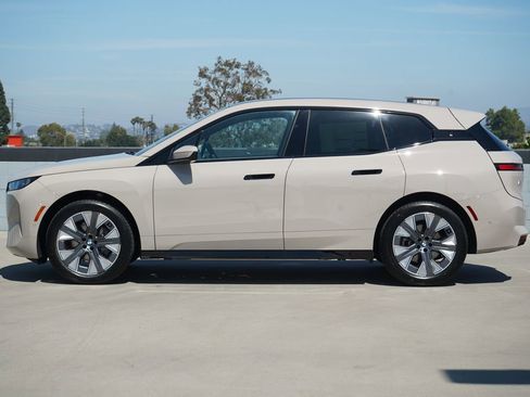 New 2026 BMW iX xDrive45 w/ Executive Package image 4