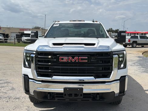 New 2026 GMC Sierra 2500 Pro w/ Convenience Package image 7