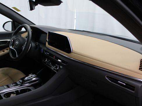 Used 2021 Hyundai Sonata Limited FWD image 26