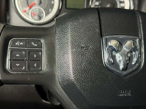 Used 2019 RAM 1500 Classic SLT AWD/4WD image 26