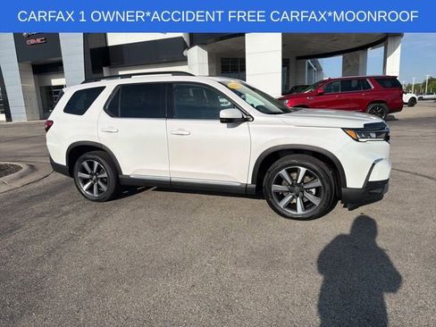 Used 2023 Honda Pilot Touring image 18