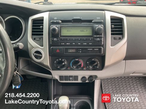 Used 2012 Toyota Tacoma 4x4 Access Cab w/ SR5 Pkg image 17