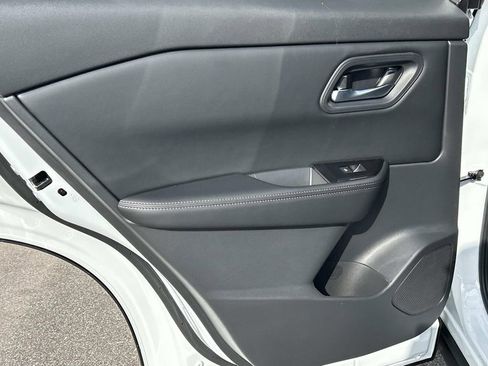 New 2026 Nissan Rogue SV AWD/4WD image 21