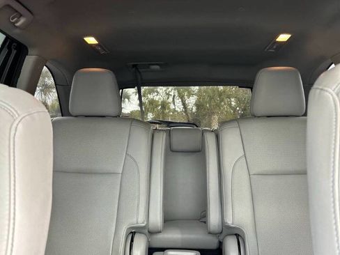 Used 2016 Toyota Highlander Limited image 20