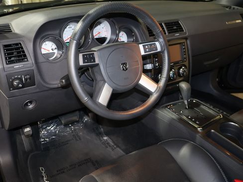 Used 2008 Dodge Challenger SRT8 image 15