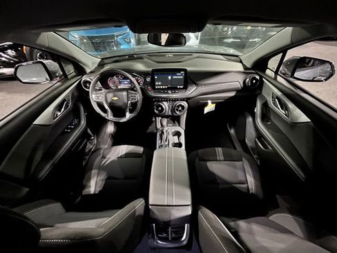 Used 2024 Chevrolet Blazer LT w/ Convenience Package image 23