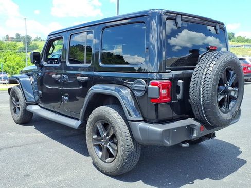 Used 2021 Jeep Wrangler Unlimited Sahara AWD/4WD image 7