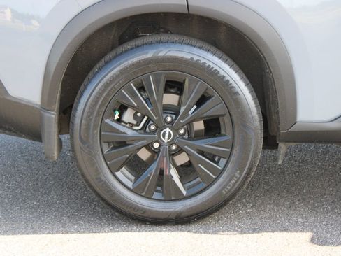 Used 2023 Nissan Rogue SV w/ SV Premium B Package AWD/4WD image 12