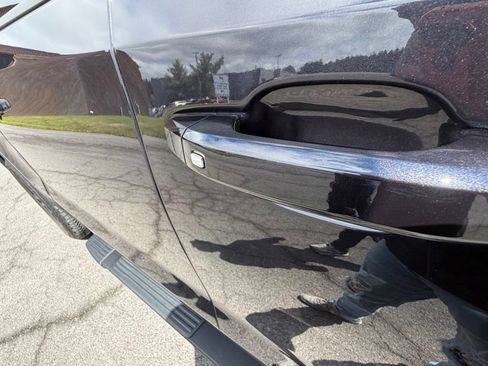 Used 2025 GMC Sierra 1500 Elevation AWD/4WD image 32