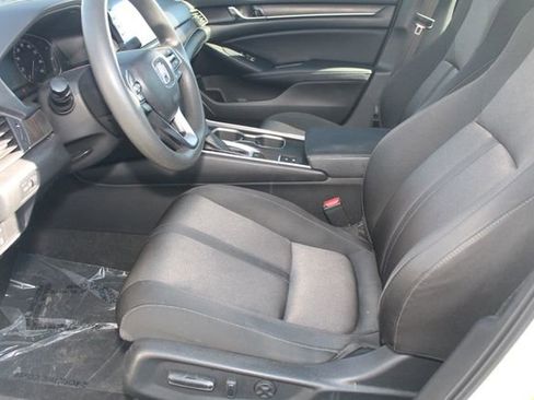 Used 2018 Honda Accord EX image 20