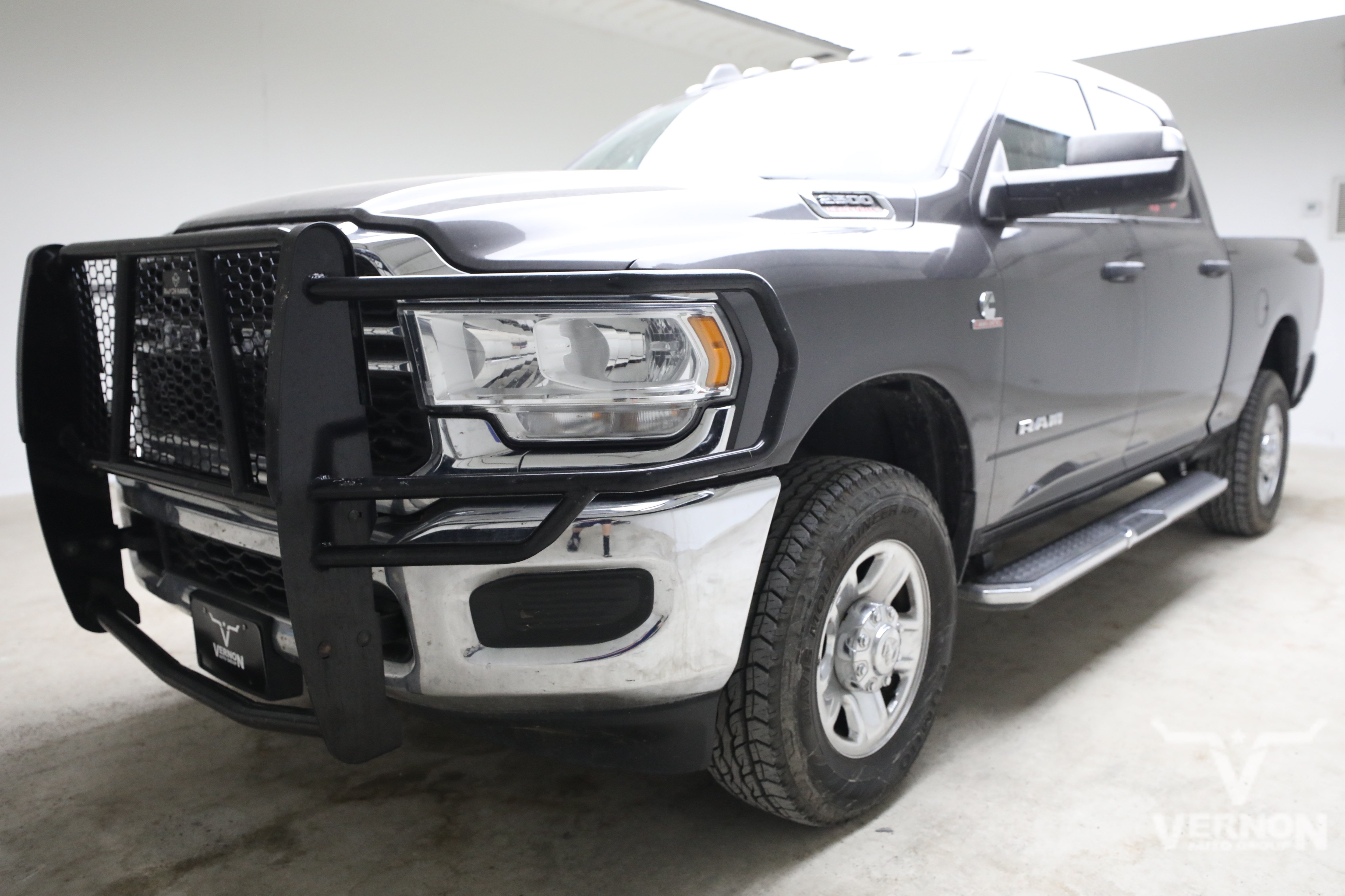 Used 2022 RAM 2500 Tradesman AWD/4WD image 1