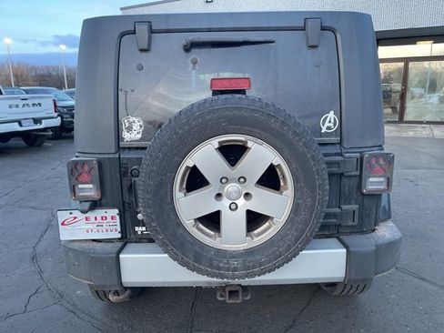 Used 2010 Jeep Wrangler Unlimited Sahara w/ Trailer Tow Group image 8