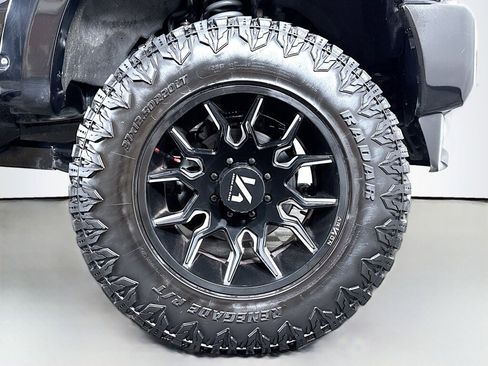 Used 2017 Ford F250 Lariat w/ FX4 Off-Road Package image 51