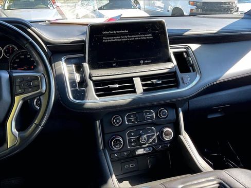 Used 2021 Chevrolet Suburban LT image 6