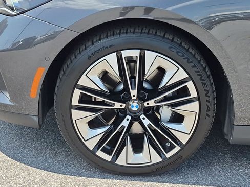 Certified 2024 BMW 530i w/ Premium Package RWD image 10
