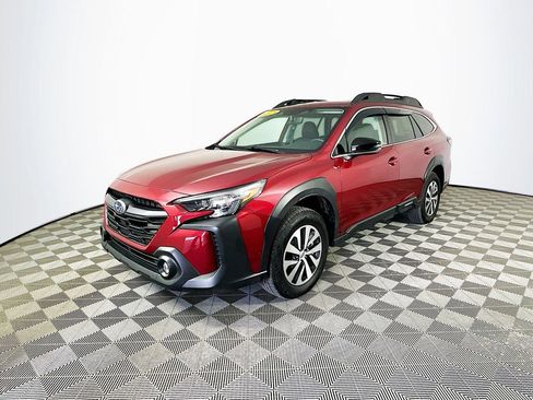 Used 2025 Subaru Outback Premium w/ Popular Package #1 image 5