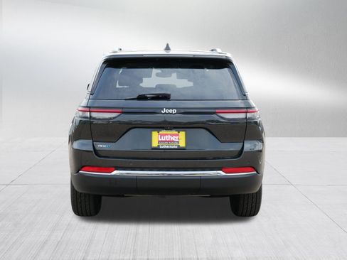 Used 2023 Jeep Grand Cherokee 4WD 4xe image 6