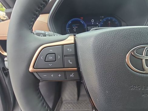 New 2026 Toyota Grand Highlander AWD Hybrid image 18
